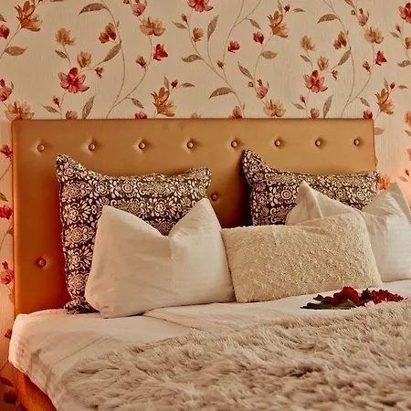 Amfora Panzio فندق مبيت وإفطار