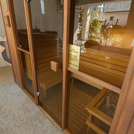 فندق مبيت وإفطار Amfora Panzio غيولا