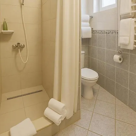 Amfora Panzio غيولا