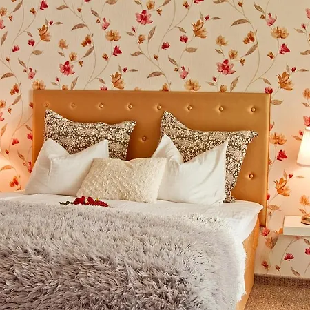 Amfora Panzio فندق مبيت وإفطار غيولا