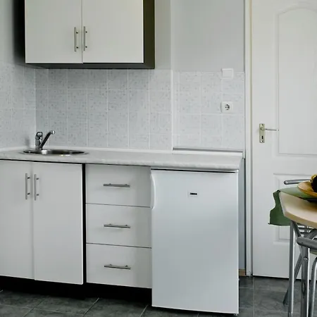 Amfora Panzio غيولا